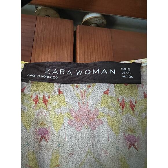 Zara Women’s Floral Lace Up Short Sleeve Blouse Smocked Back Multicolor Size S - Picture 5 of 8